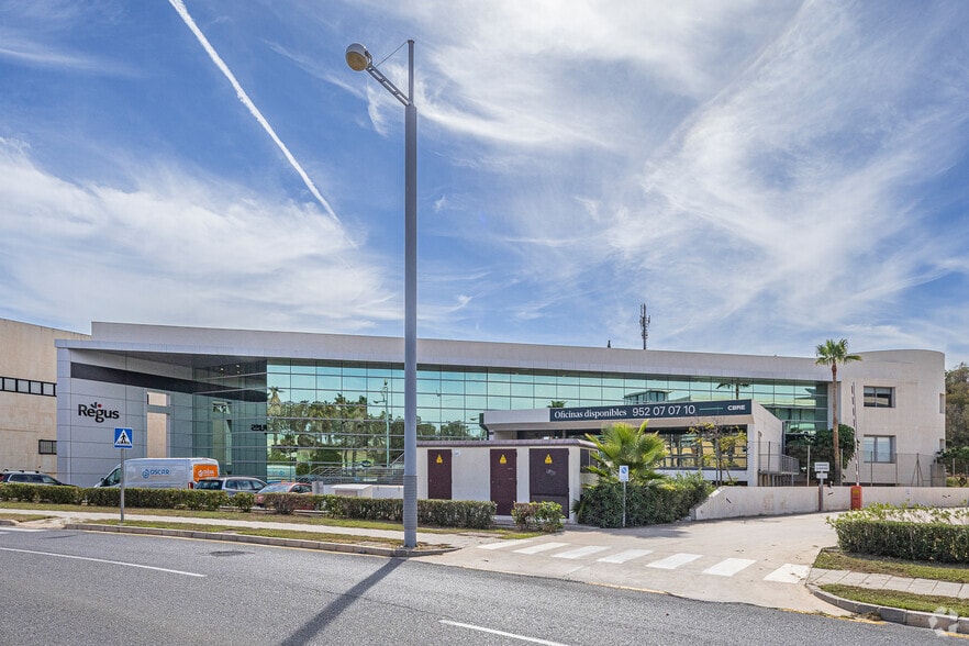 Calle Severo Ochoa, 41, Málaga, Málaga for lease - Building Photo - Image 2 of 4