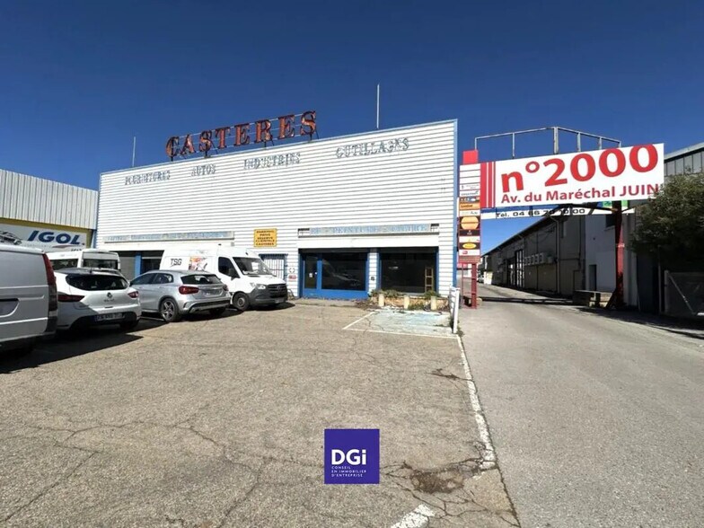 Retail in Nîmes for lease - Building Photo - Image 3 of 8