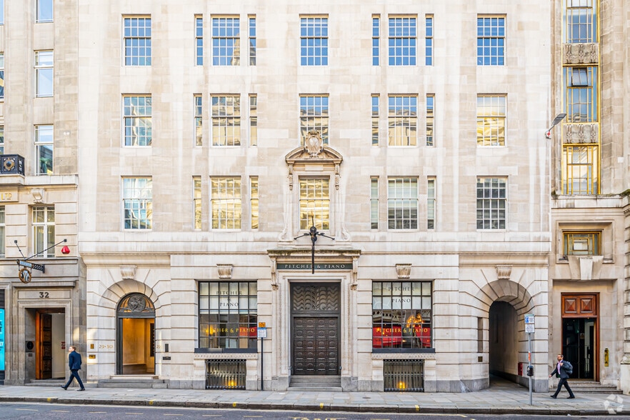 28-30 Cornhill, London for lease - Building Photo - Image 3 of 6