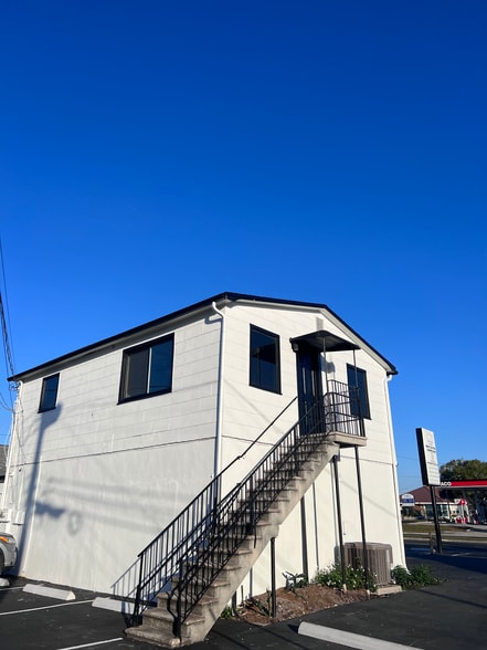 5355 Dr. Martin Luther King, J St N, Saint Petersburg, FL for lease - Building Photo - Image 2 of 15