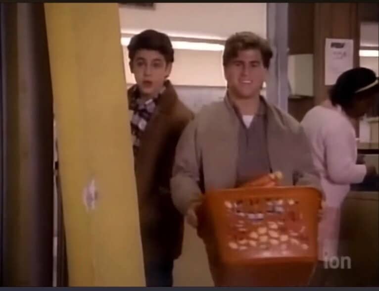 10504 Victory Blvd, North Hollywood, CA for sale - Building Photo - Image 2 of 21