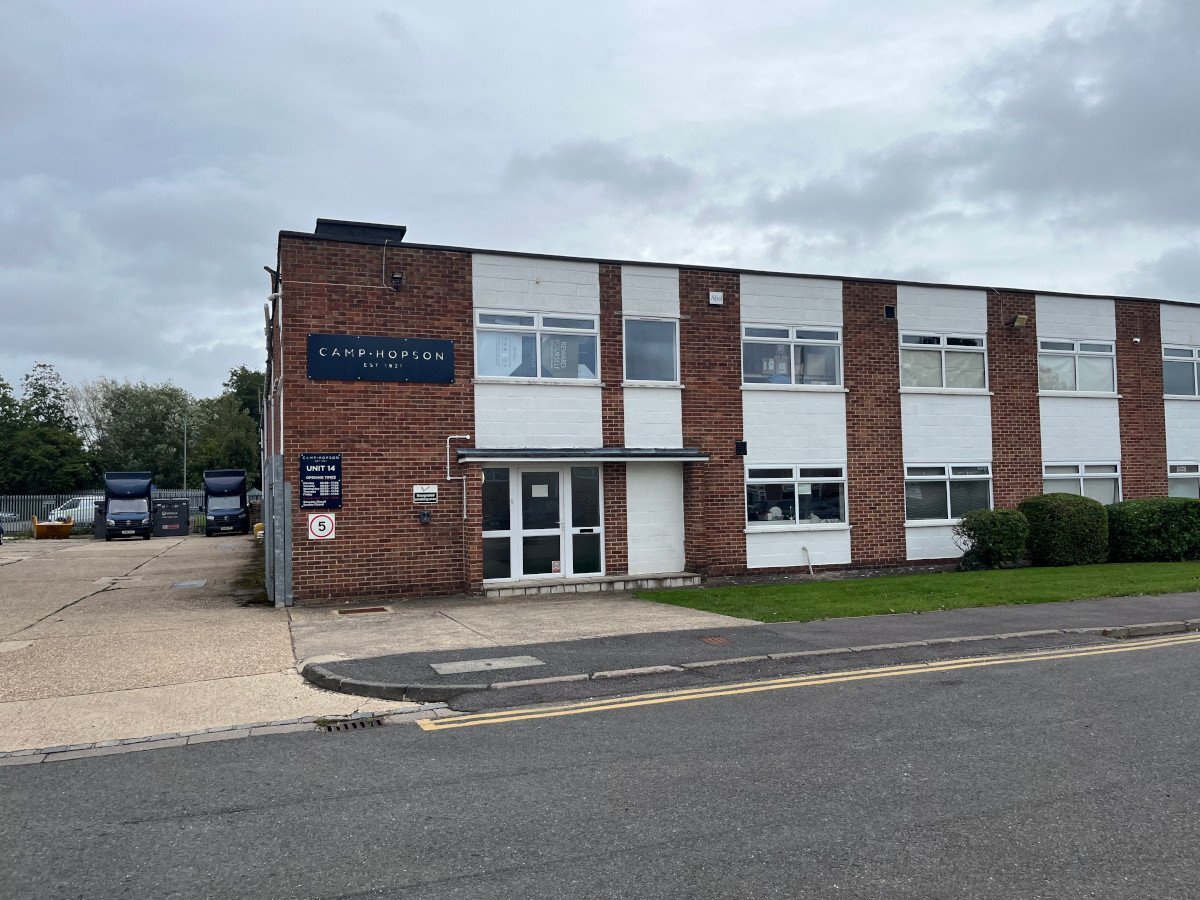 Bone Ln, Newbury for lease Building Photo- Image 1 of 2