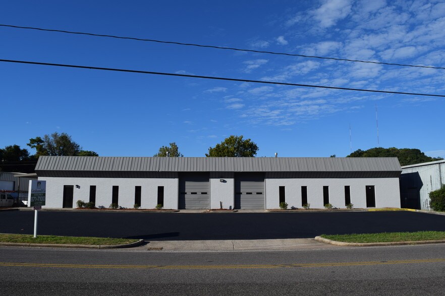 92 Robert Jemison Rd, Birmingham, AL 35209