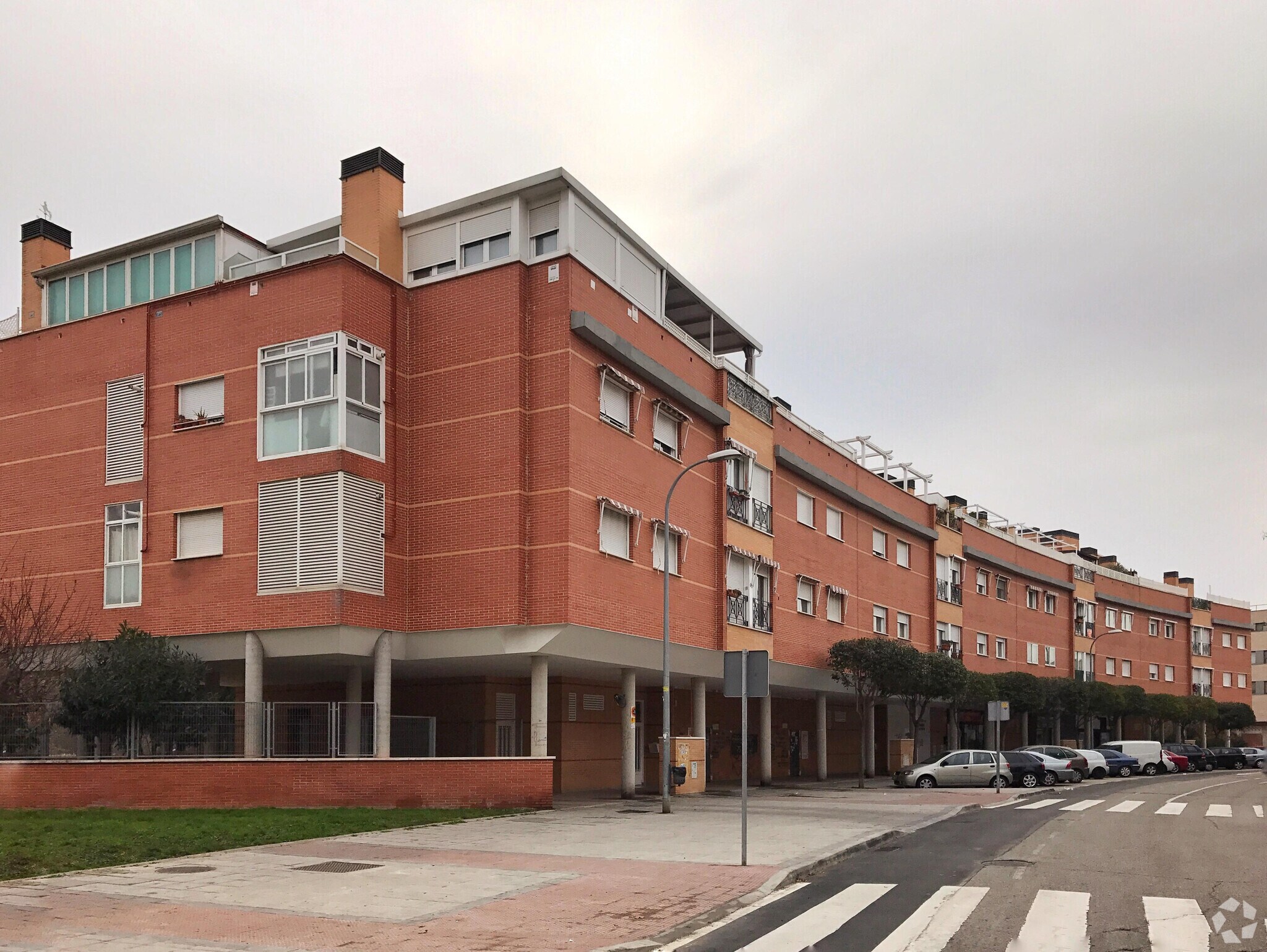 Calle Antonio Tapies, 16, Pinto, Madrid for sale Primary Photo- Image 1 of 3