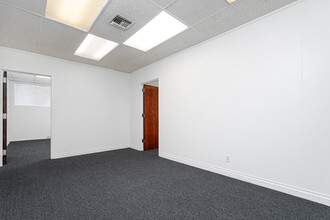 2130 Huntington Dr, South Pasadena, CA for lease Interior Photo- Image 2 of 7