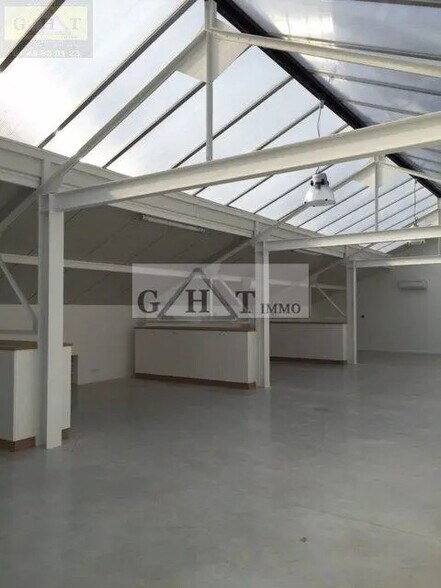 Industrial in Saint-Maur-des-Fossés for sale - Building Photo - Image 1 of 3