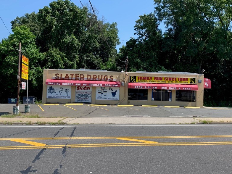 407 Hawkins Ave, Lake Ronkonkoma, NY for sale - Building Photo - Image 1 of 1