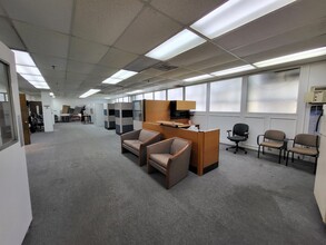 60 Baldwin Ave, Pontiac, MI for lease Interior Photo- Image 1 of 11