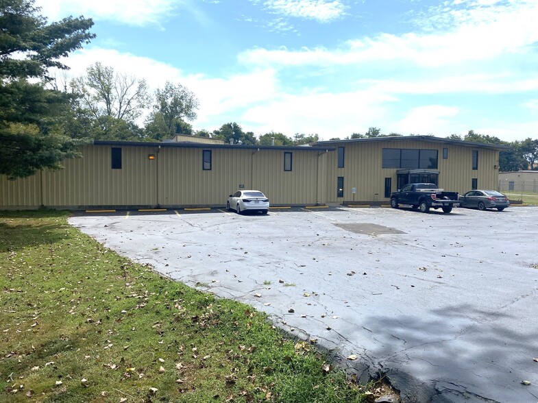 7009 Industrial Park Rd, Mount Pleasant, TN for sale - Primary Photo - Image 1 of 1