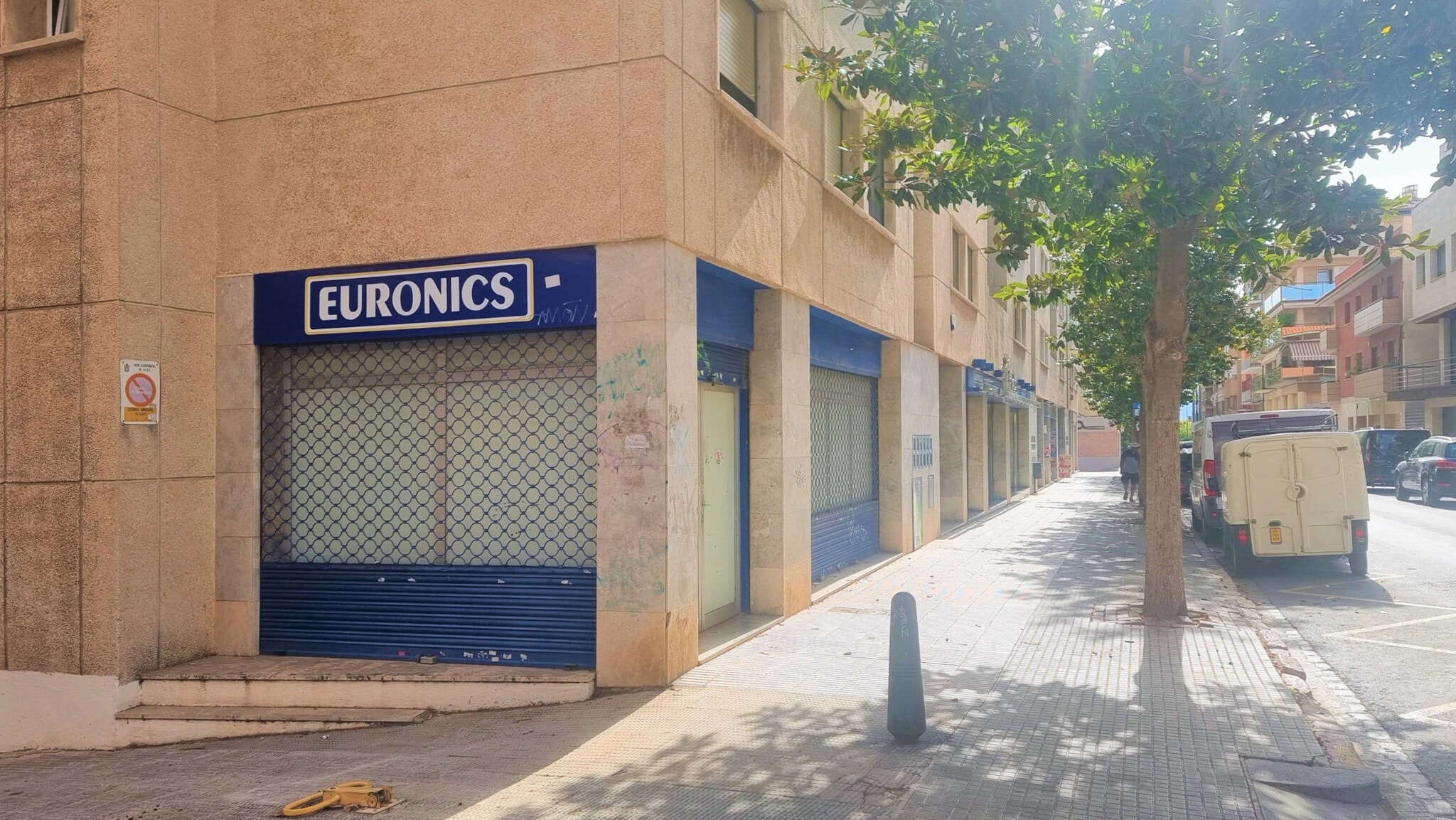 Retail in Reus, Tarragona for lease Construction Photo- Image 1 of 11