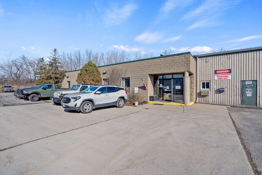 532 State Fair Blvd, Syracuse, NY for sale - Building Photo - Image 1 of 1