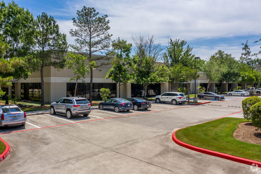 9186 Six Pines Dr, The Woodlands, TX for sale - Building Photo - Image 1 of 1