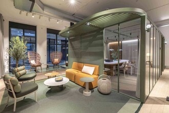 15-16 Dufferin St, London for lease Interior Photo- Image 2 of 4