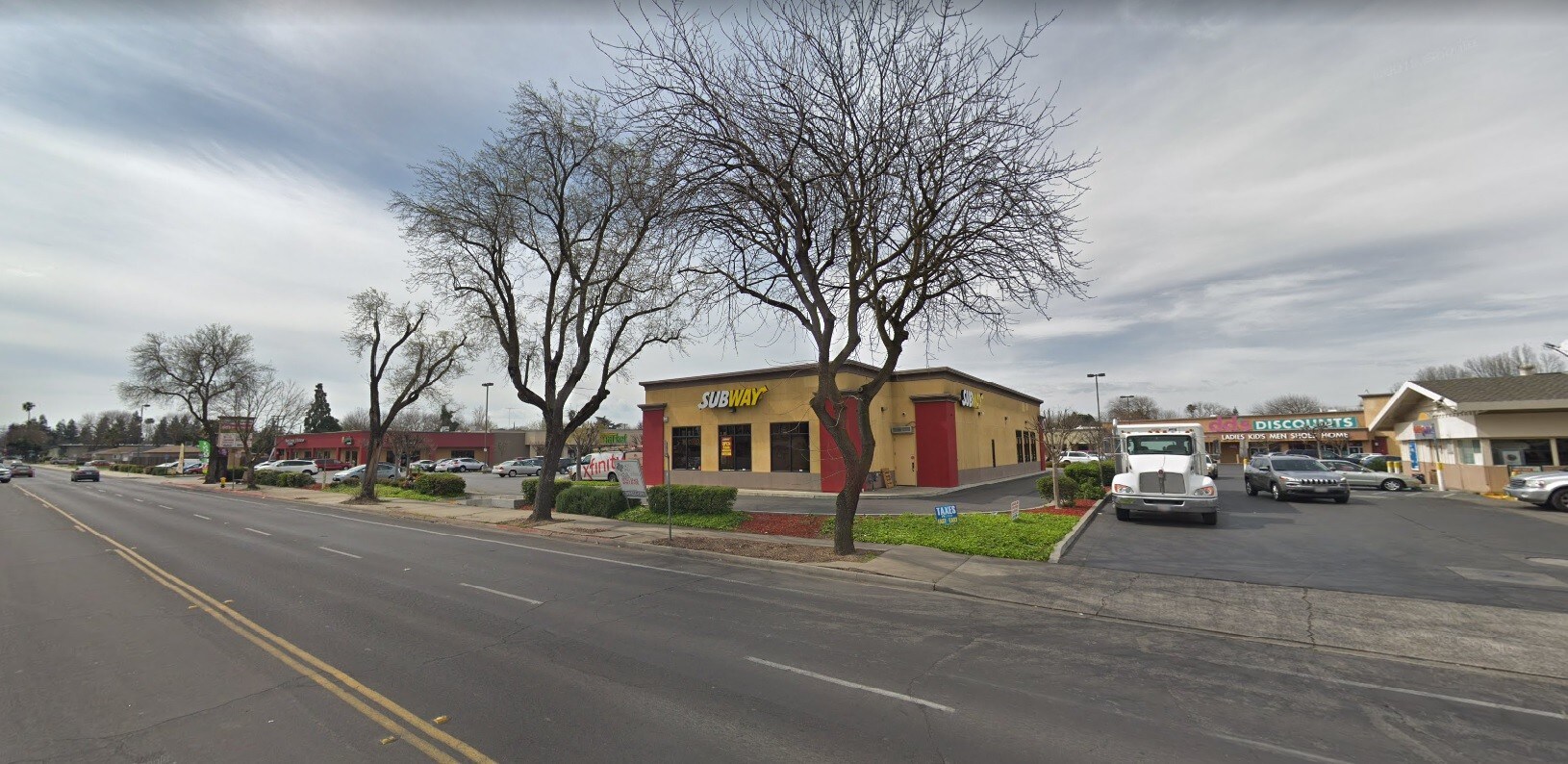 20012055 Tully Rd, Modesto, CA 95350 Gregory Gardens Shopping Center