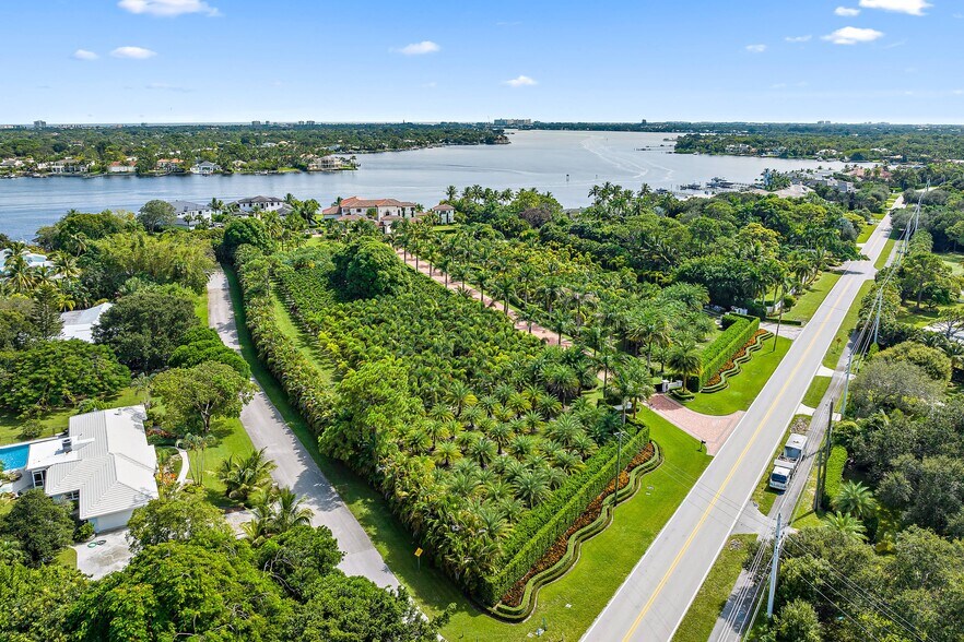19300 Loxahatchee River Rd, Jupiter, FL 33458
