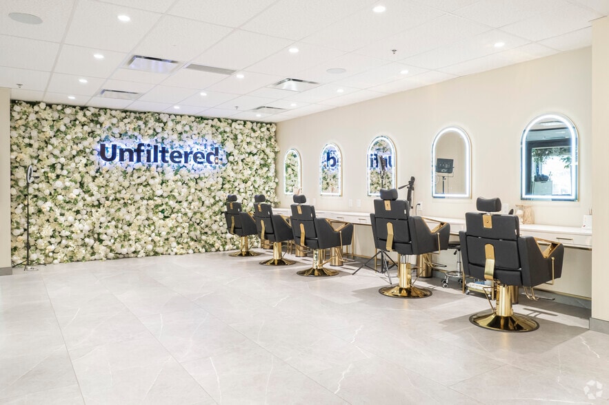 909 5 Av SW, Calgary, AB for lease - Interior Photo - Image 2 of 38