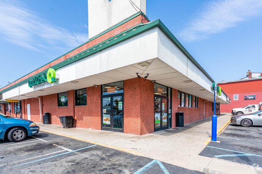 25 W Main St, Rockaway, NJ for lease - Building Photo - Image 2 of 5