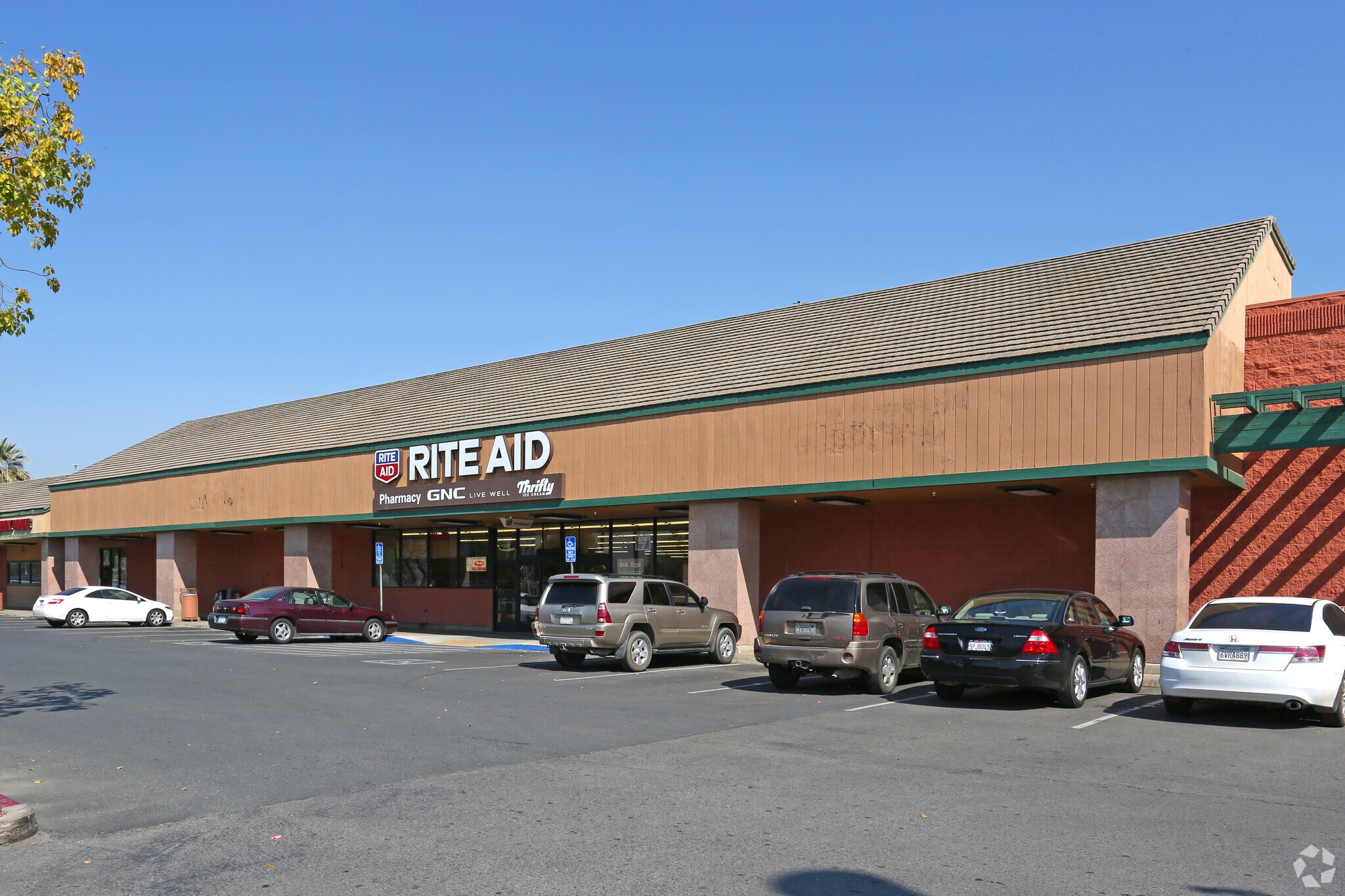 262 N Highway 65, Lindsay, CA for lease Primary Photo- Image 1 of 5