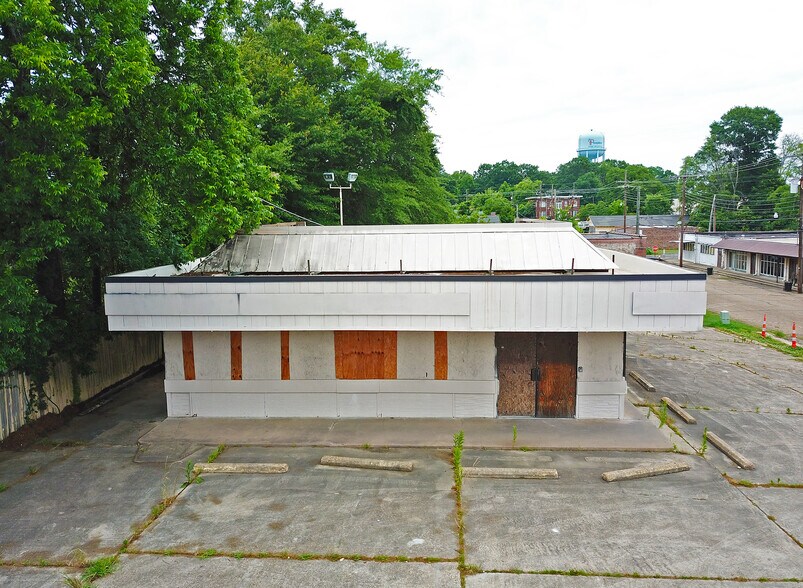 204 W Madison Ave, Bastrop, LA for sale - Building Photo - Image 1 of 1