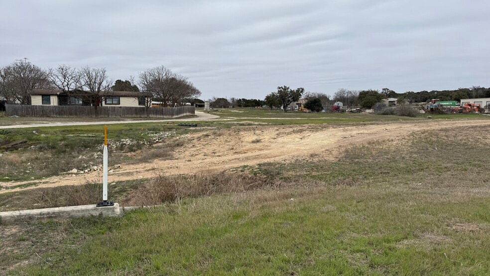 4077 Highway 16 S, Bandera, TX for lease - Other - Image 2 of 16