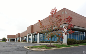 30500 Aurora Rd, Solon, OH for lease Building Photo- Image 1 of 1