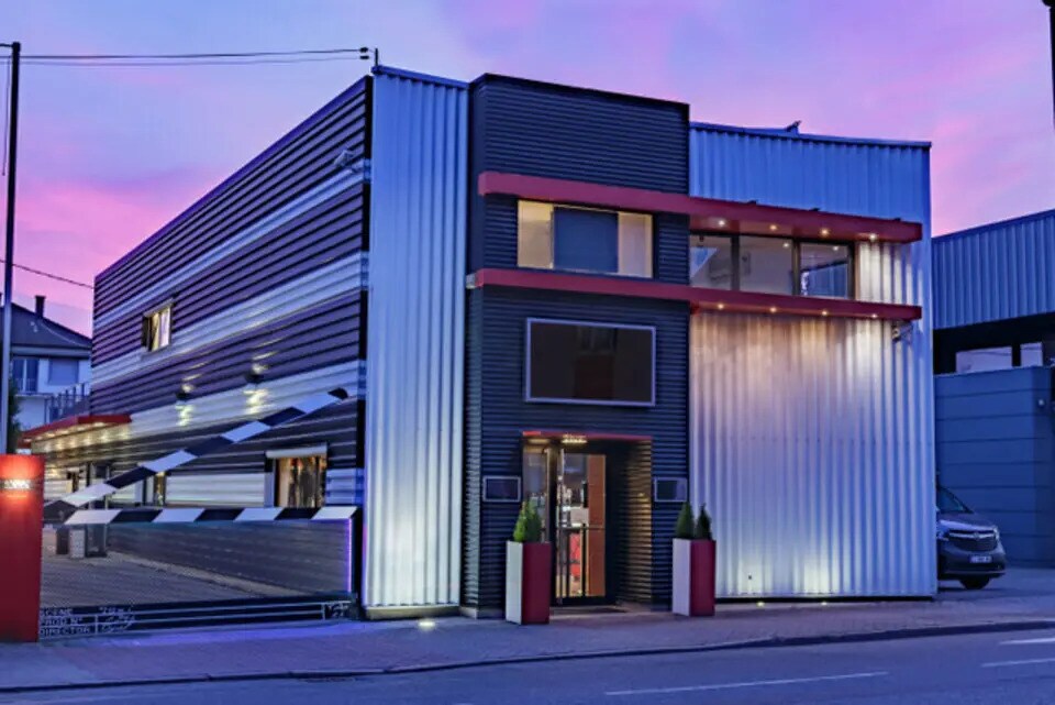 Retail in Hoenheim for lease Building Photo- Image 1 of 11