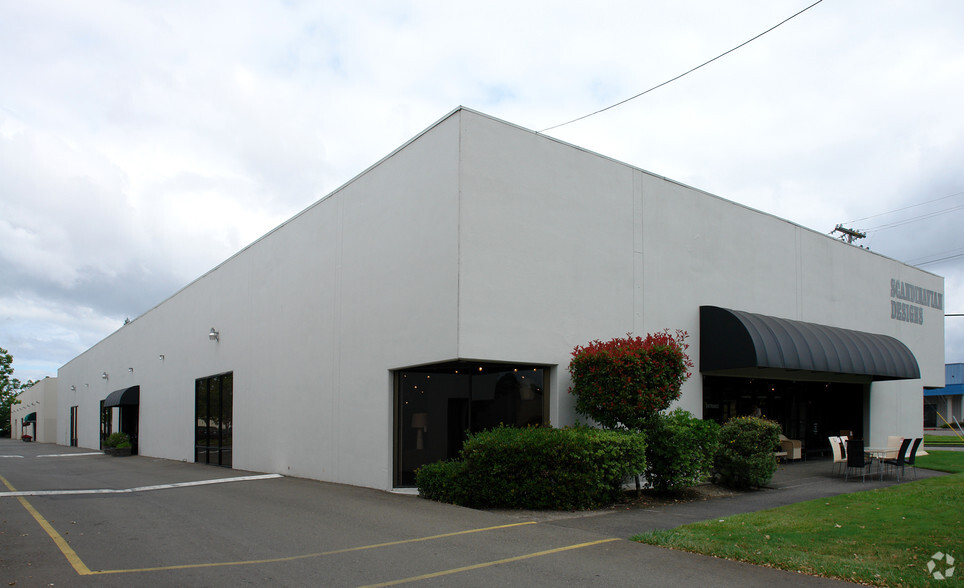 3480 Industrial Dr, Santa Rosa, CA for lease - Building Photo - Image 3 of 3