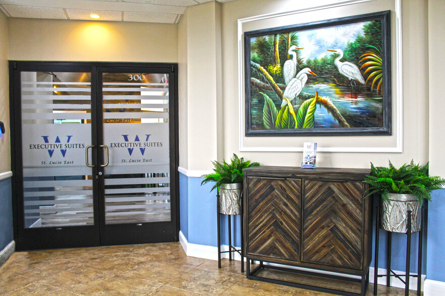 10570 S US Highway 1, Port Saint Lucie, FL for lease - Lobby - Image 2 of 14