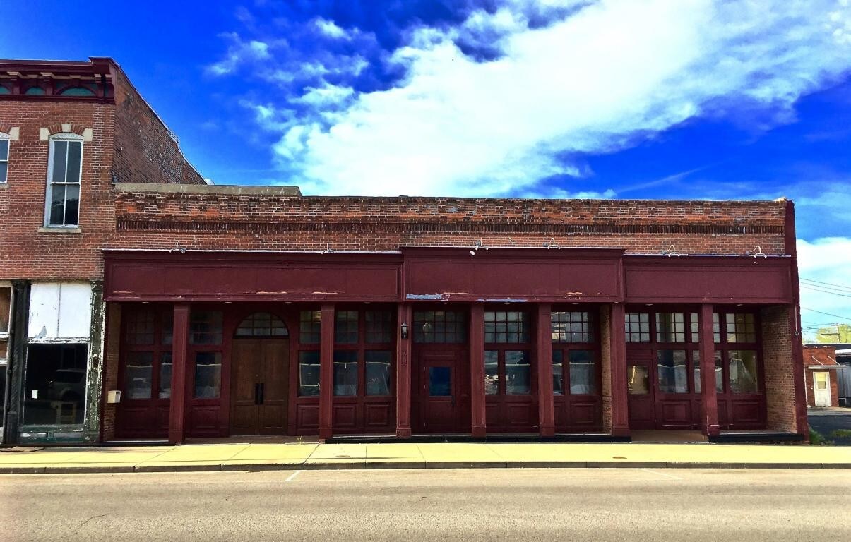 156 W Arrow St, Marshall, MO for sale Building Photo- Image 1 of 1