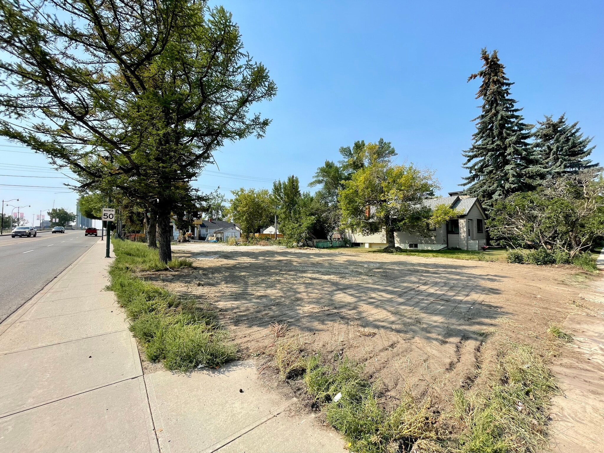 1601 Bowness Rd NW, Calgary, AB for sale Aerial- Image 1 of 1