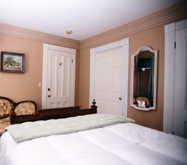 1 County Route 10, Pennellville, NY 13132