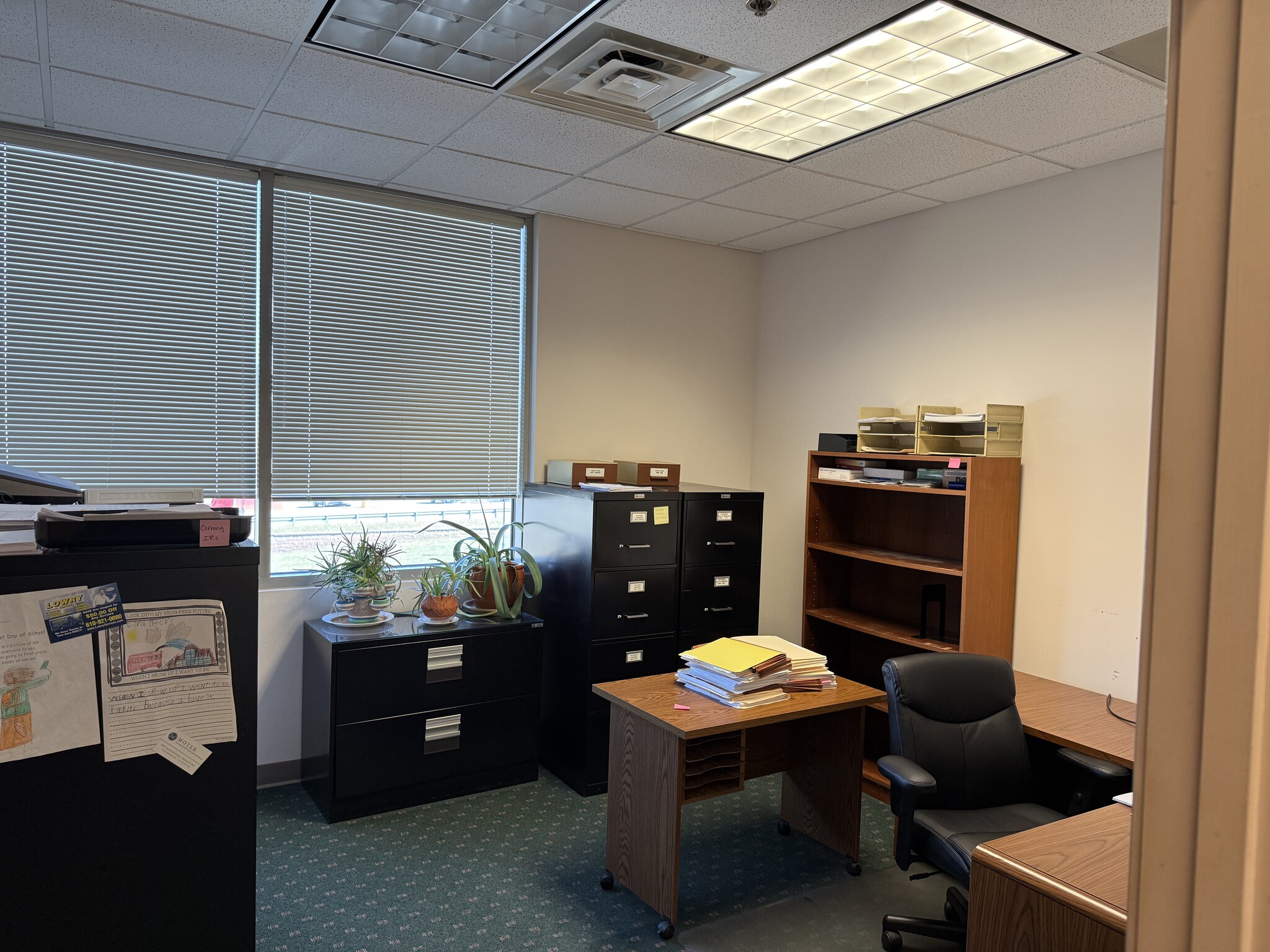 1103 Rocky Dr, West Lawn, PA for lease Interior Photo- Image 1 of 6