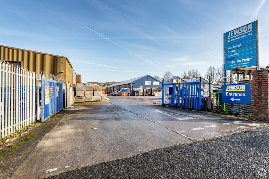 Lunts Heath Rd, Widnes for lease - Building Photo - Image 2 of 2