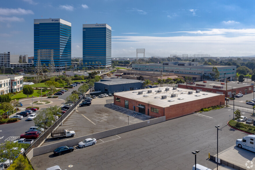 1661 E Franklin Ave, El Segundo, CA for lease - Building Photo - Image 3 of 17