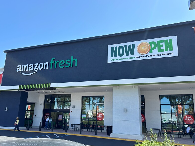 18000-18122 Brookhurst, Fountain Valley, CA for lease - Building Photo - Image 2 of 8