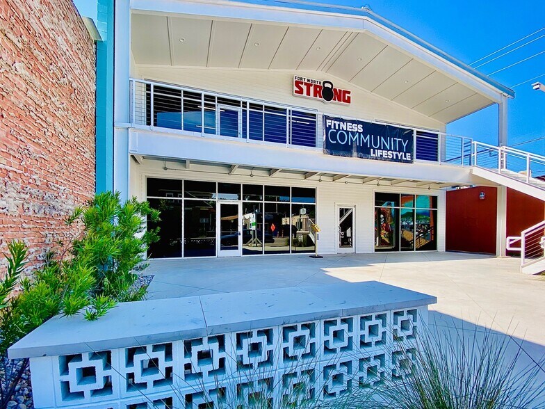 1510 W Magnolia Ave, Fort Worth, TX for lease - Primary Photo - Image 1 of 15