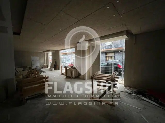 Retail in Saint-Ouen-sur-Seine for sale - Construction Photo - Image 1 of 5
