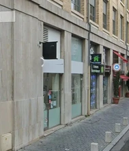 Retail in Chartres for lease Building Photo- Image 1 of 4