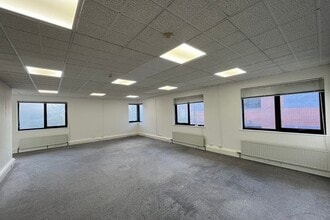 Pynes Hl, Exeter for lease Interior Photo- Image 2 of 2