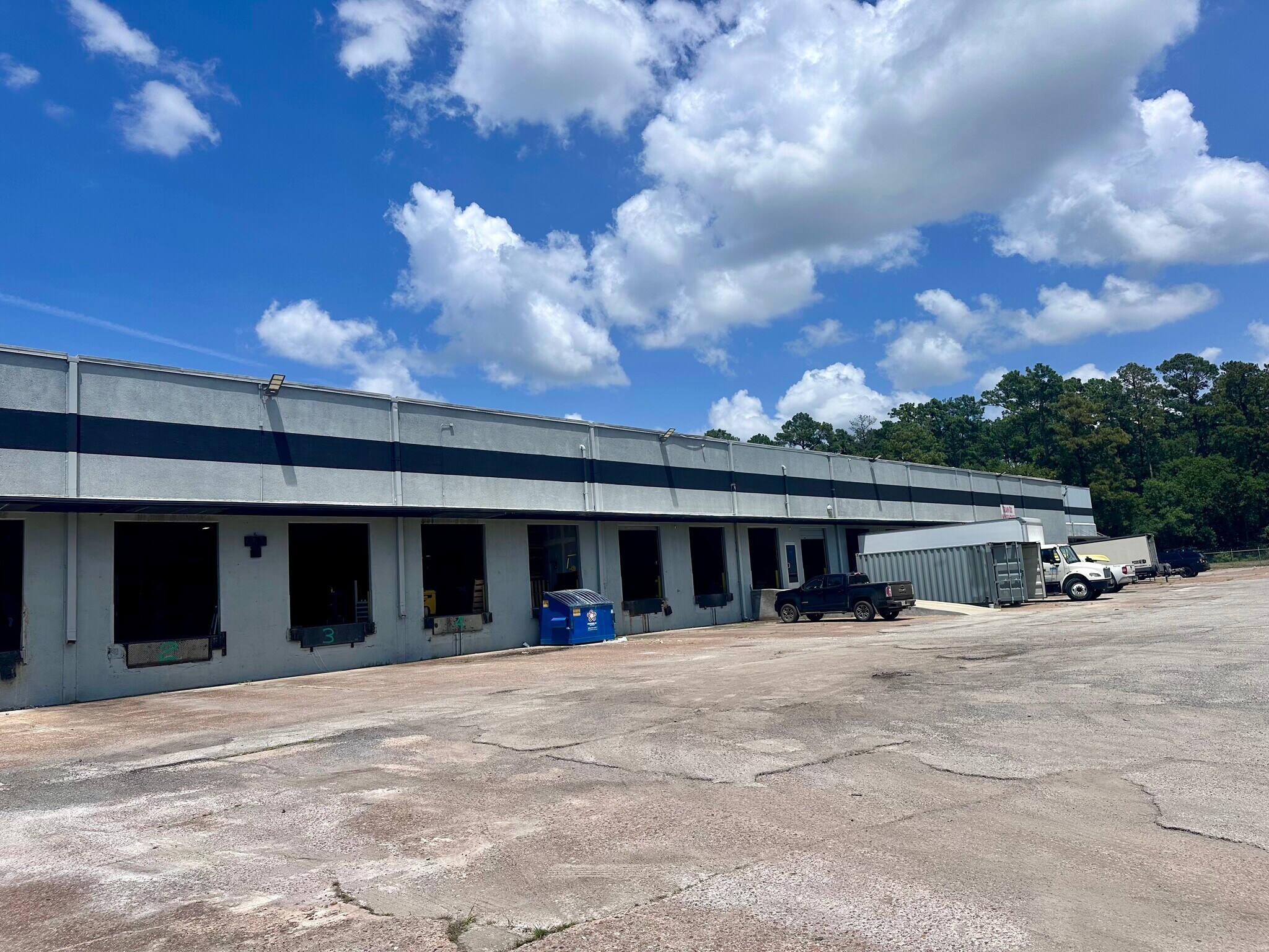 6600 Tram Rd, Beaumont, TX for lease Building Photo- Image 1 of 4