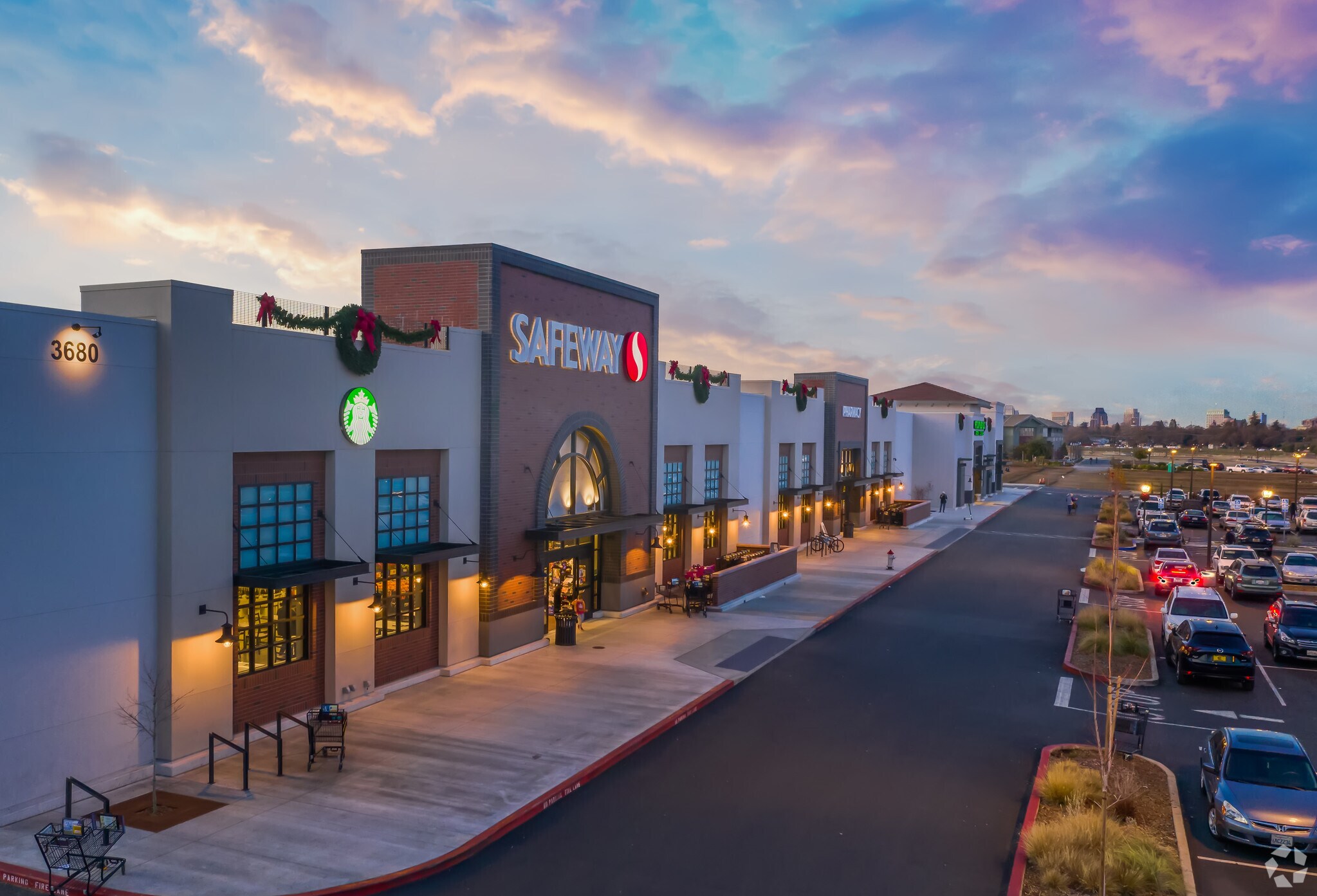 3680 Crocker Dr, Sacramento, CA 95818 Crocker Village Shopping Center