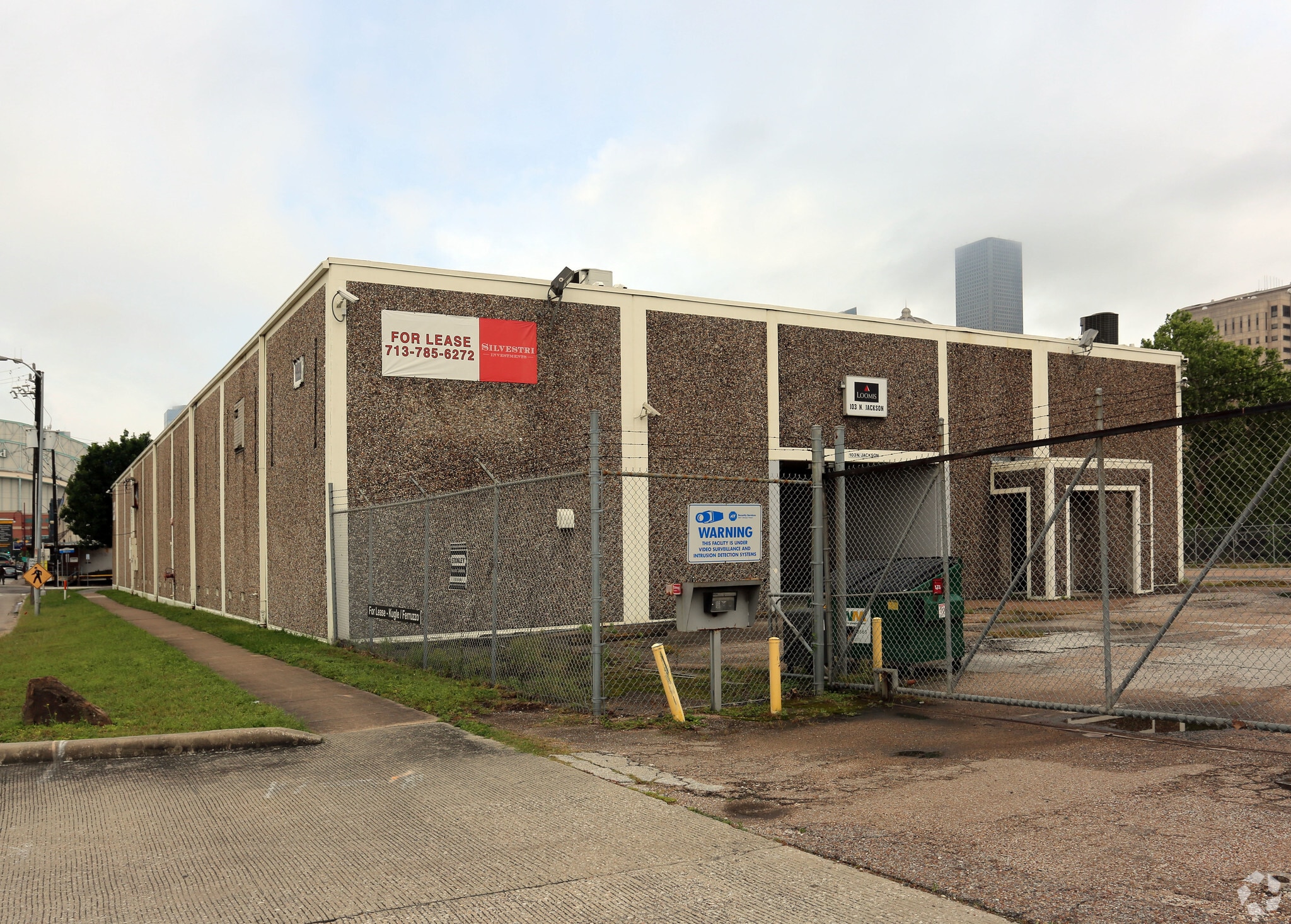 103 N Jackson St, Houston, TX for lease Primary Photo- Image 1 of 6