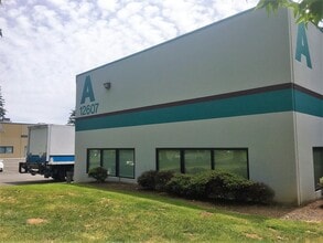 12607 NE 95th St, Vancouver, WA for lease Interior Photo- Image 1 of 2