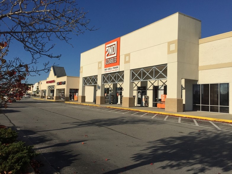 1250 Western Blvd, Jacksonville, NC for lease - Building Photo - Image 3 of 3