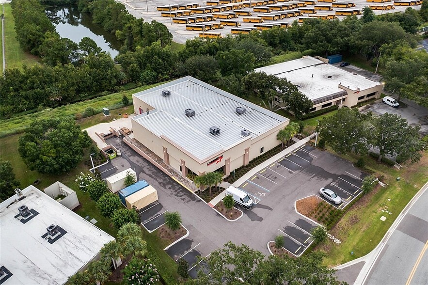 2461 Orlando Central Pky, Orlando, FL for sale - Building Photo - Image 3 of 7