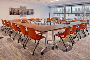 111 K St NE, Washington DC - Convenience Store