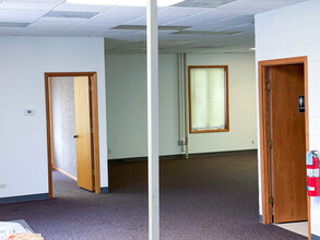 545 S Randall Rd, St Charles, IL for lease Interior Photo- Image 2 of 4