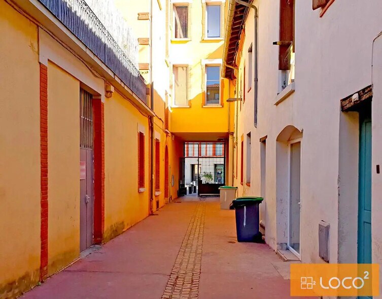 1 Place Arnaud Bernard, Toulouse for lease - Building Photo - Image 1 of 4