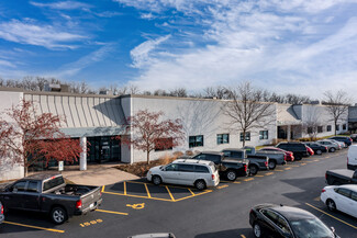 More details for 1575-1595 Highpoint Dr, Elgin, IL - Industrial for Lease