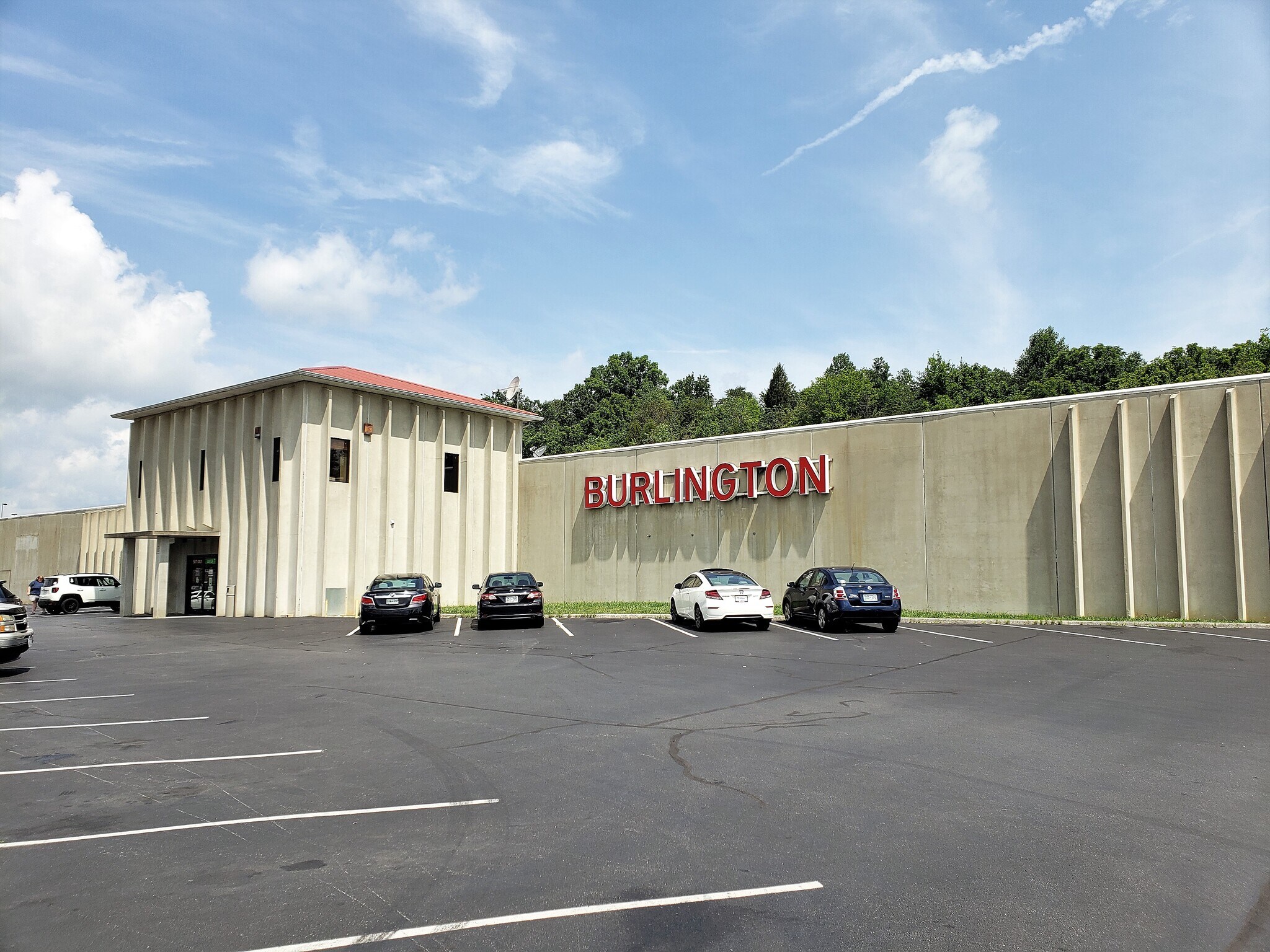 1116 E Stone Dr, Kingsport, TN for sale Building Photo- Image 1 of 1